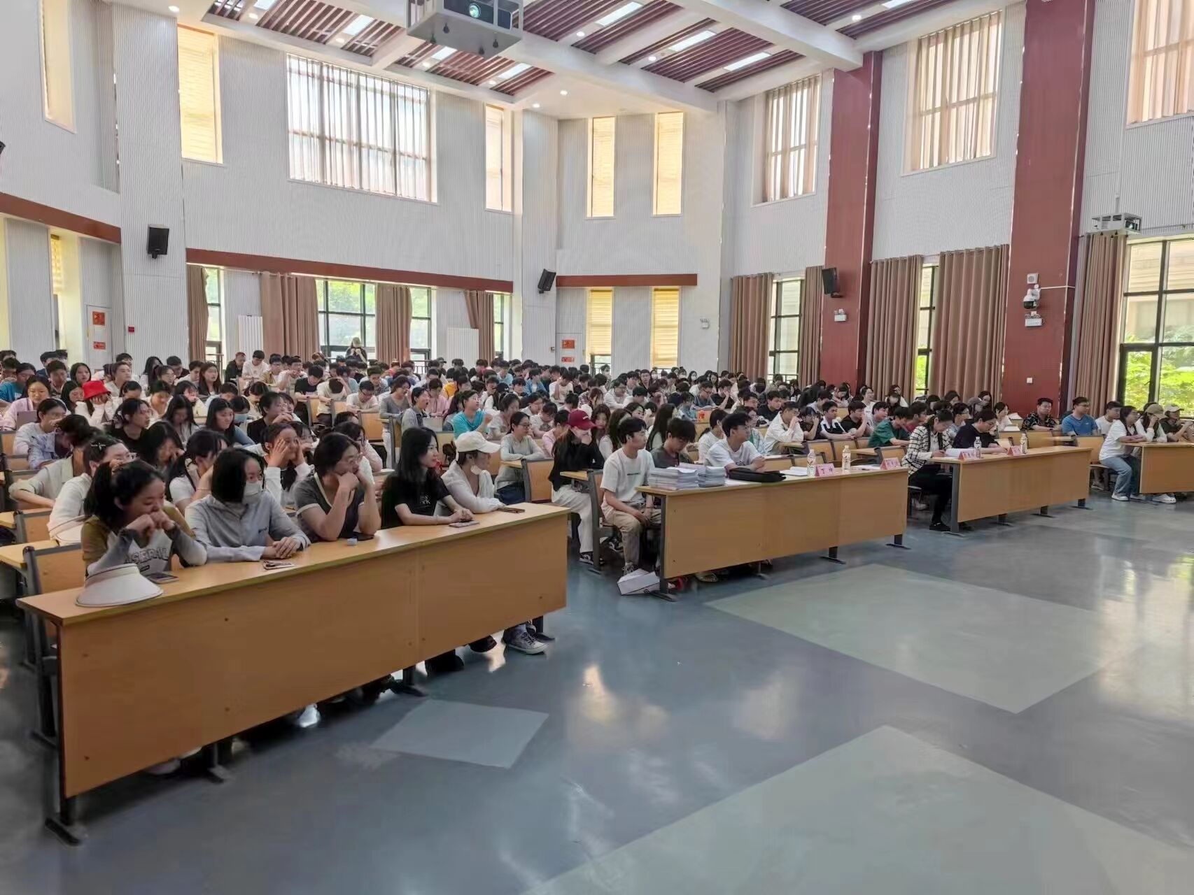 ֽ����Ϸ����